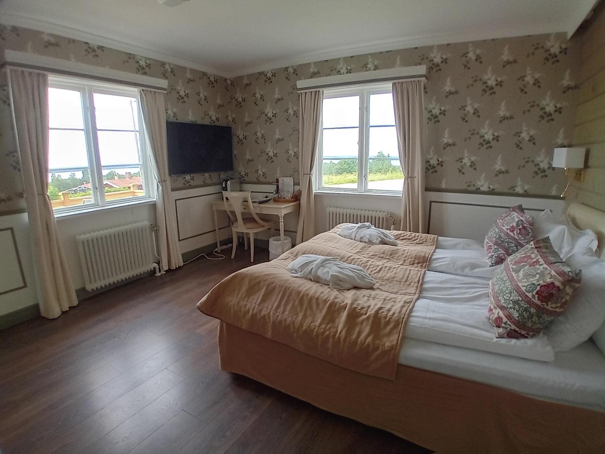 Taellbergsgardens Hotell ภายนอก รูปภาพ