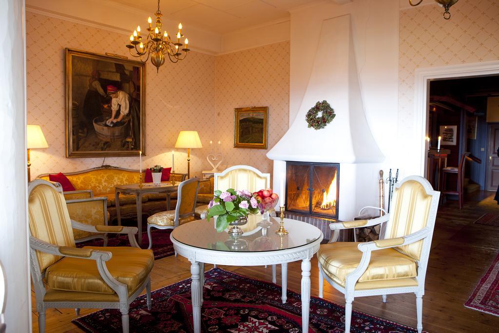Taellbergsgardens Hotell ภายนอก รูปภาพ