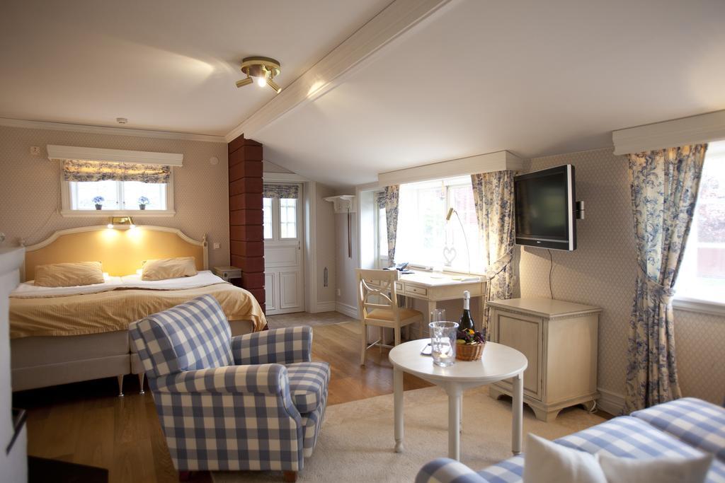 Taellbergsgardens Hotell ภายนอก รูปภาพ